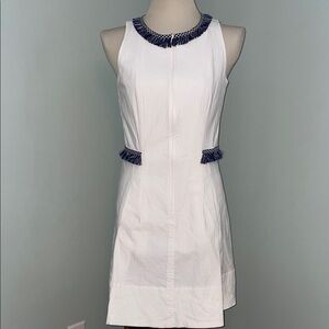 Sara Campbell White Sleeveless Mini Dress w Navy Trim. Front Zipper. Lined. Sz 8